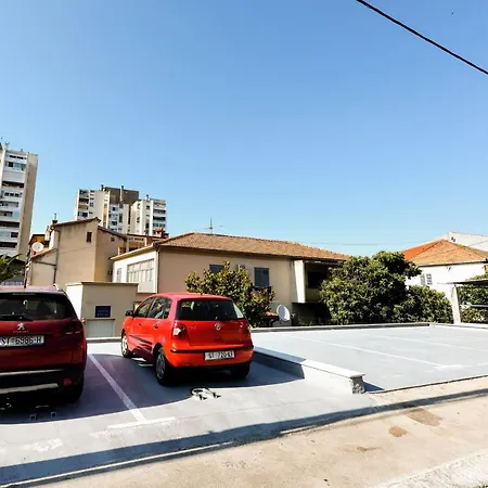 With A Parking Space - 16314 Apartman *