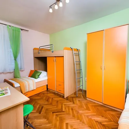 Apartman With A Parking Space - 16314 Split