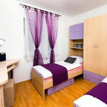 With A Parking Space - 16314 Apartman *